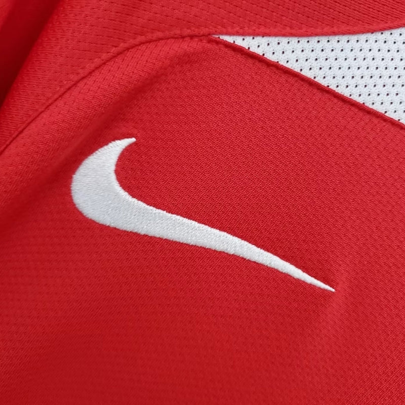 Manchester United Principal 04/05