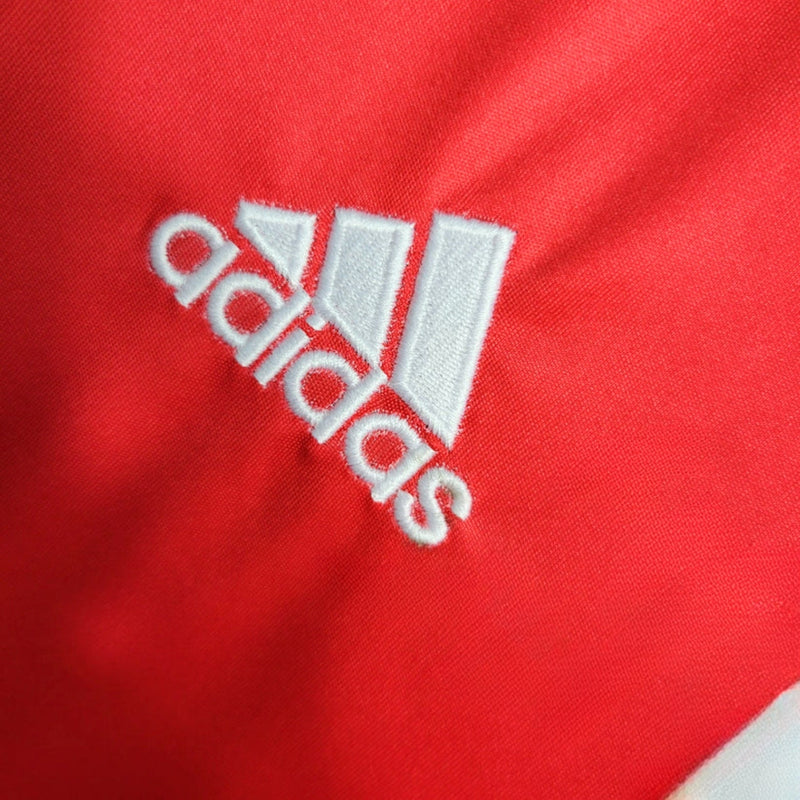 Benfica Principal 04/05