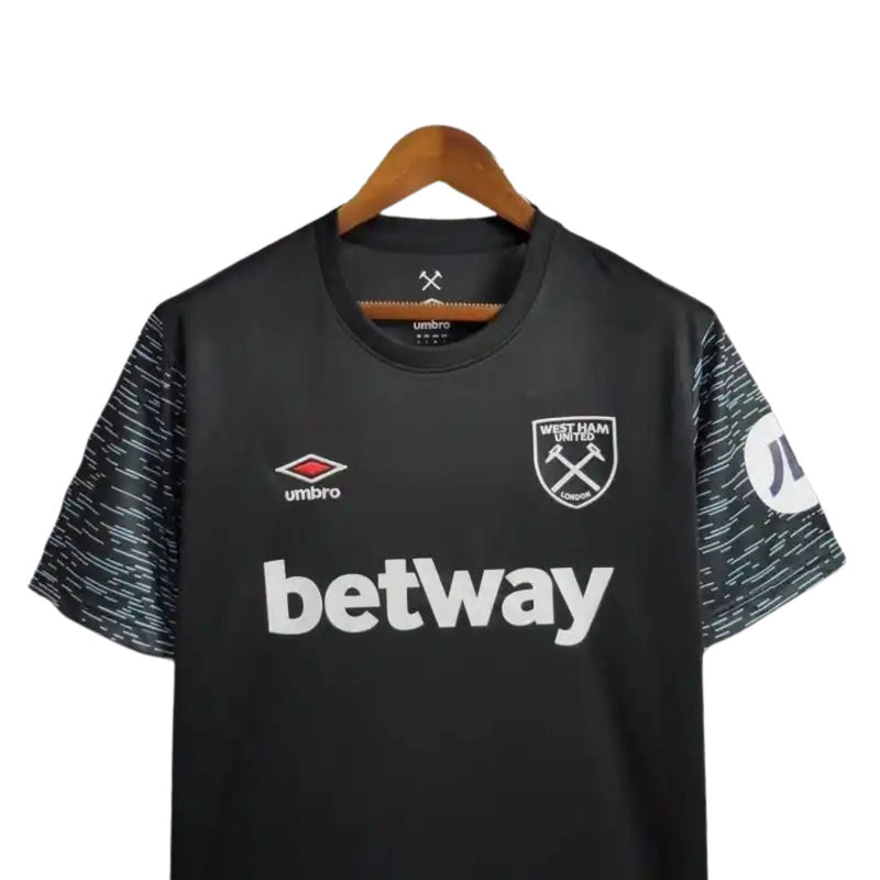 West Ham Alternativa 24/25